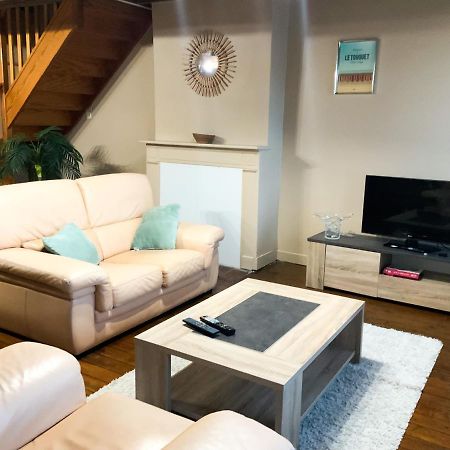 Grand Appartement Idealement Situe 7 Places Desvres Dış mekan fotoğraf
